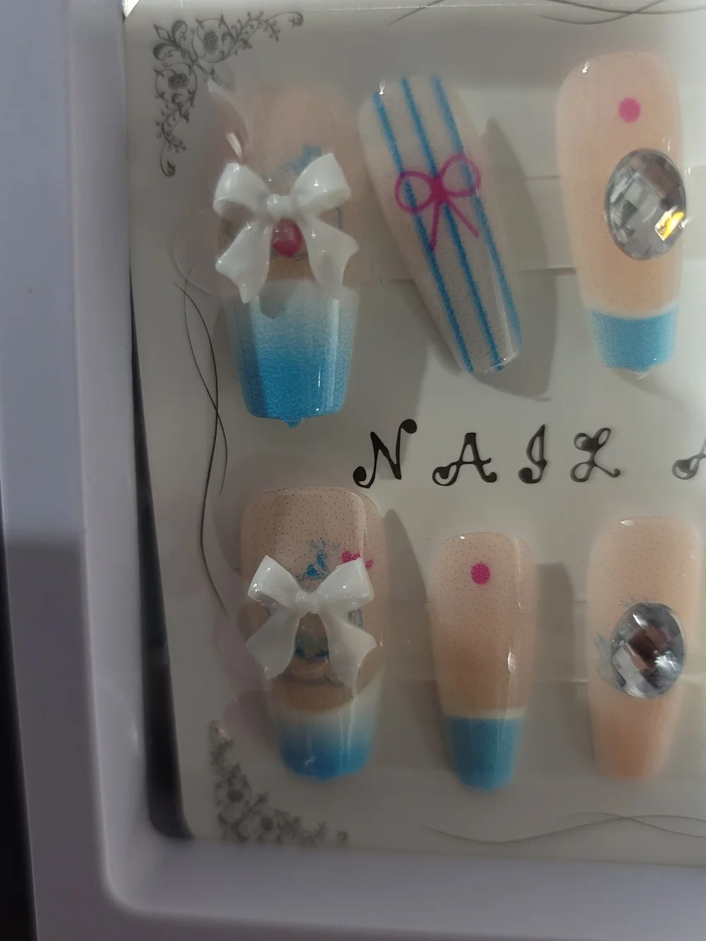 Press-On Nail Set Of 6 Desing - Pastel Multi-Color